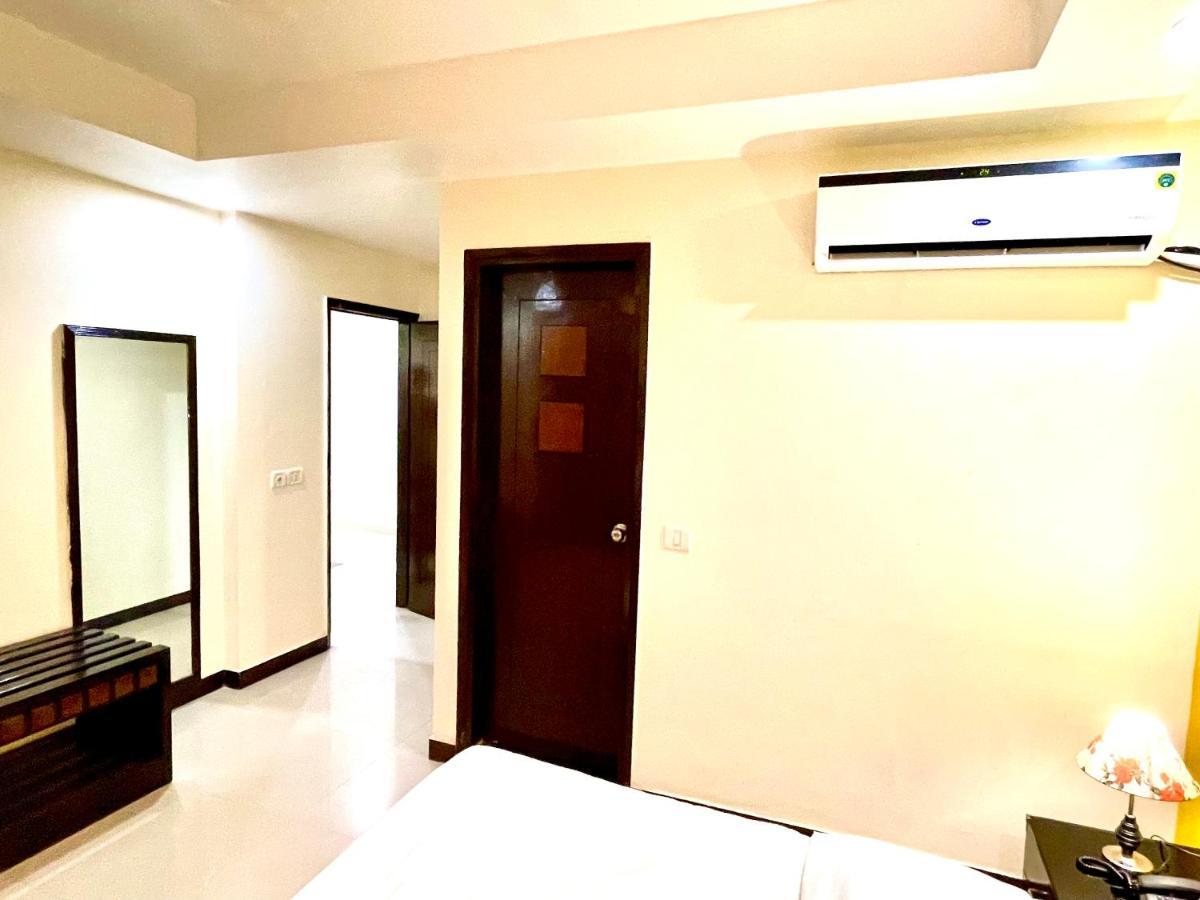 Lime Stays B&B Gk-2 At Greater Kailash Metro South Delhi Nearby Saket Select City Нью-Дели Экстерьер фото