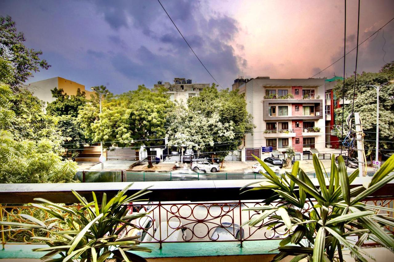 Lime Stays B&B Gk-2 At Greater Kailash Metro South Delhi Nearby Saket Select City Нью-Дели Экстерьер фото