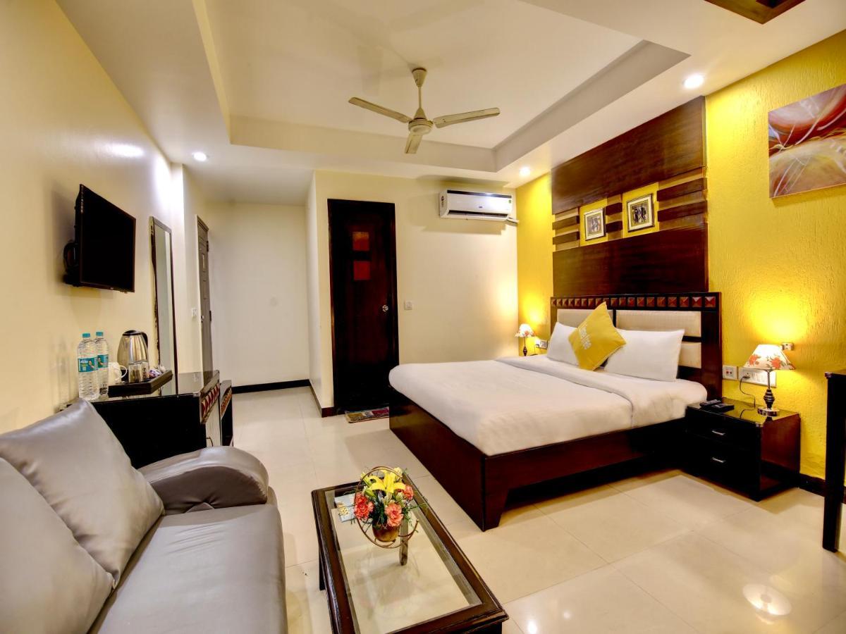 Lime Stays B&B Gk-2 At Greater Kailash Metro South Delhi Nearby Saket Select City Нью-Дели Экстерьер фото