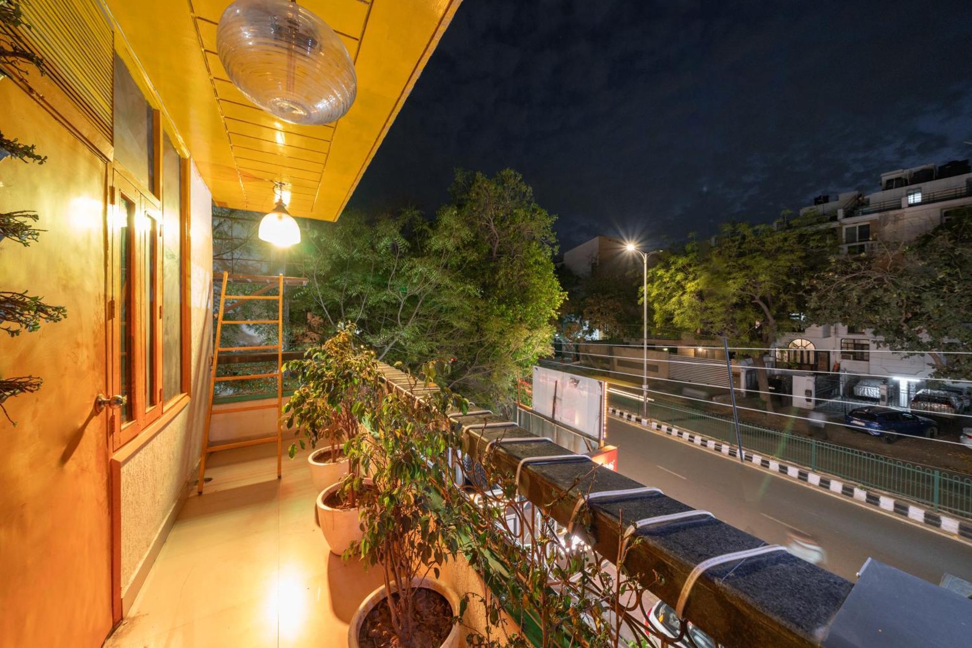 Lime Stays B&B Gk-2 At Greater Kailash Metro South Delhi Nearby Saket Select City Нью-Дели Экстерьер фото