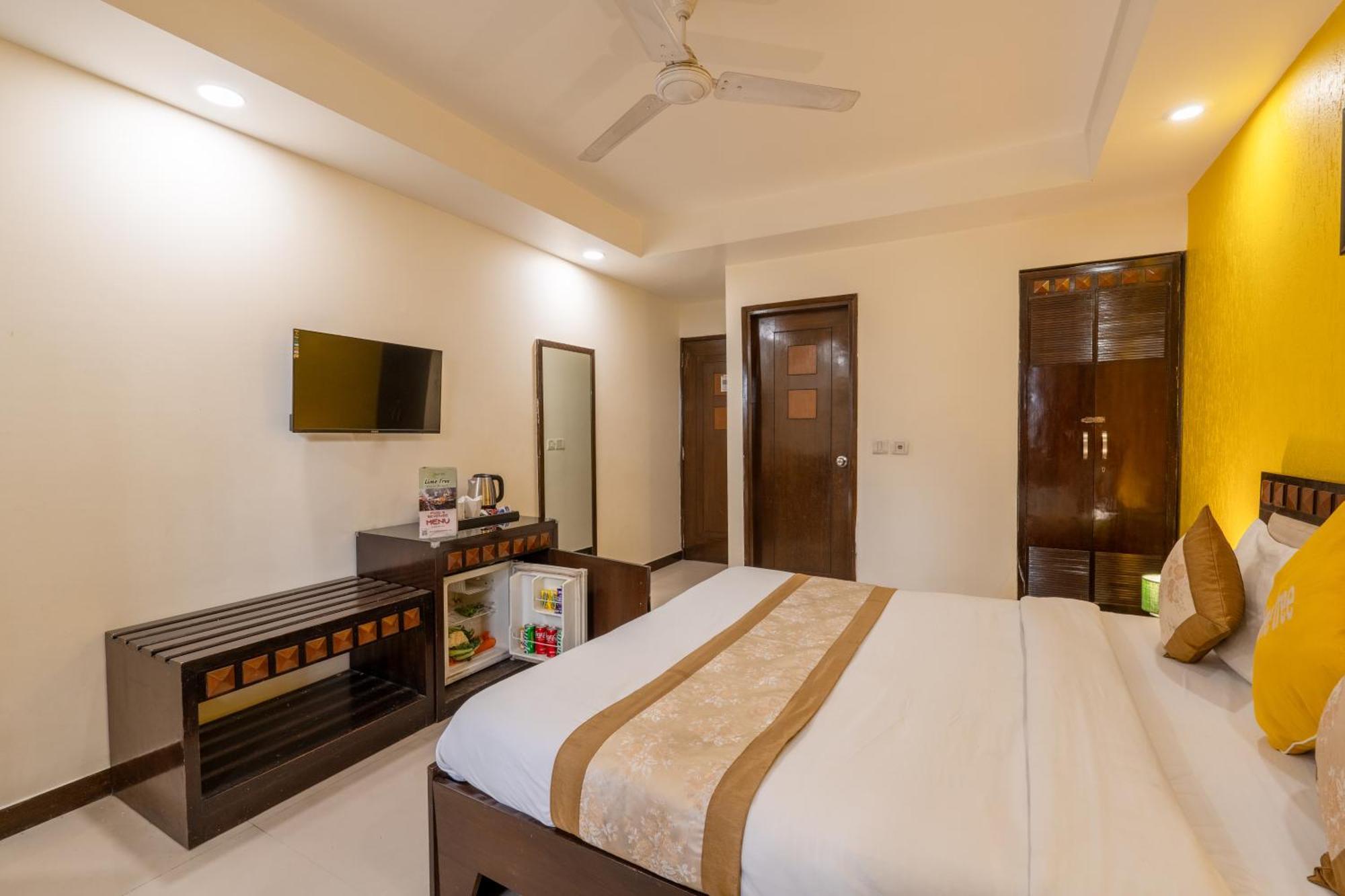 Lime Stays B&B Gk-2 At Greater Kailash Metro South Delhi Nearby Saket Select City Нью-Дели Экстерьер фото