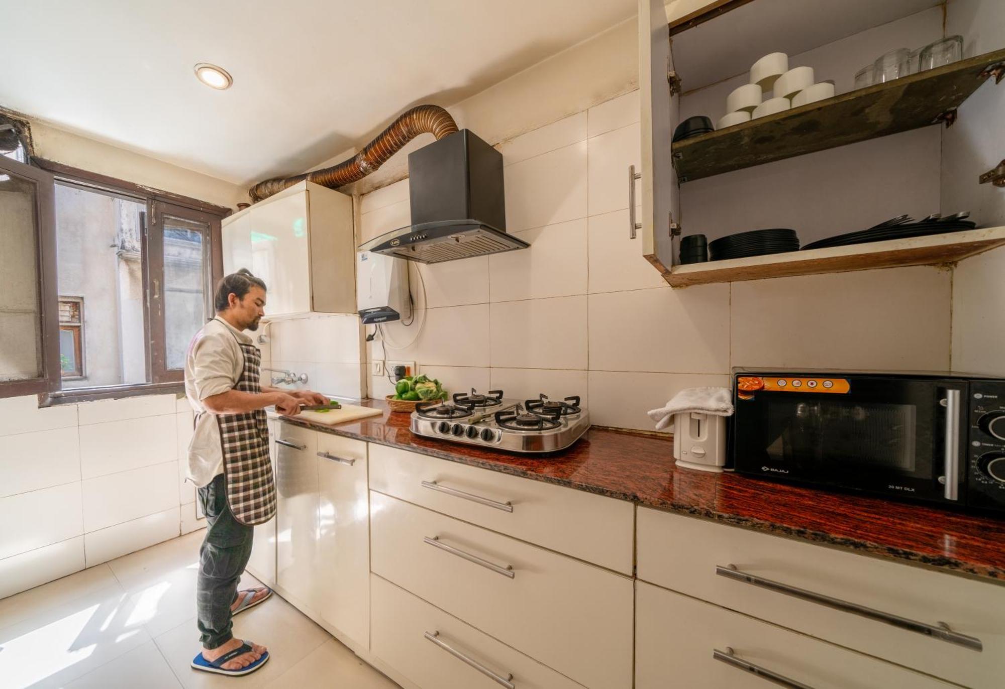 Lime Stays B&B Gk-2 At Greater Kailash Metro South Delhi Nearby Saket Select City Нью-Дели Экстерьер фото